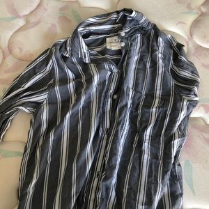AEO shirt